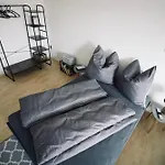 Gemuetliches Innenstadtnest, Zentrale Lage, 88qm, Kostenfreier Parkplatz, Fuer Bis Zu 6 Personen * Κότμπους