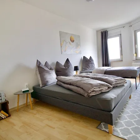 Gemuetliches Innenstadtnest, Zentrale Lage, 88qm, Kostenfreier Parkplatz, Fuer Bis Zu 6 Personen * 콧부스