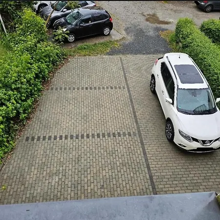 Gemuetliches Innenstadtnest, Zentrale Lage, 88qm, Kostenfreier Parkplatz, Fuer Bis Zu 6 Personen * 콧부스