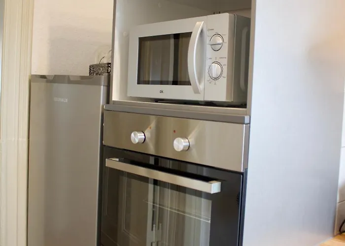 Apartment Gemuetliches Innenstadtnest, Zentrale Lage, 88qm, Kostenfreier Parkplatz, Fuer Bis Zu 6 Personen Cottbus