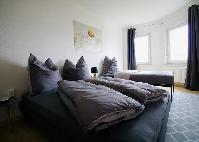 Apartment Gemuetliches Innenstadtnest, Zentrale Lage, 88qm, Kostenfreier Parkplatz, Fuer Bis Zu 6 Personen *