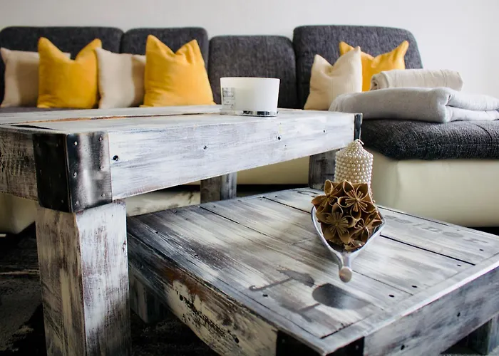 Gemuetliches Innenstadtnest, Zentrale Lage, 88qm, Kostenfreier Parkplatz, Fuer Bis Zu 6 Personen