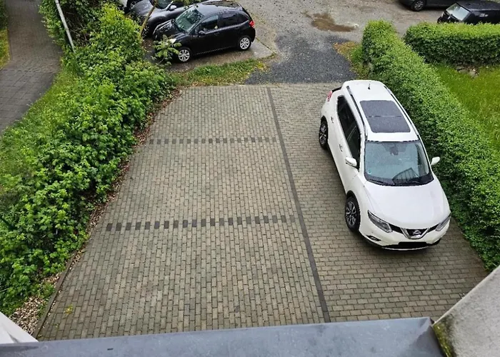 Gemuetliches Innenstadtnest, Zentrale Lage, 88qm, Kostenfreier Parkplatz, Fuer Bis Zu 6 Personen * Cottbus